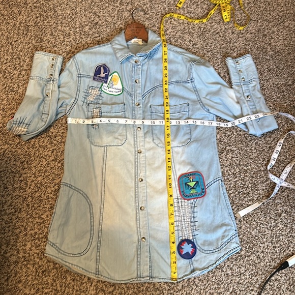 Angel + Premium Camp Denim Button Down Shirt Pearl Snaps - Picture 9 of 10